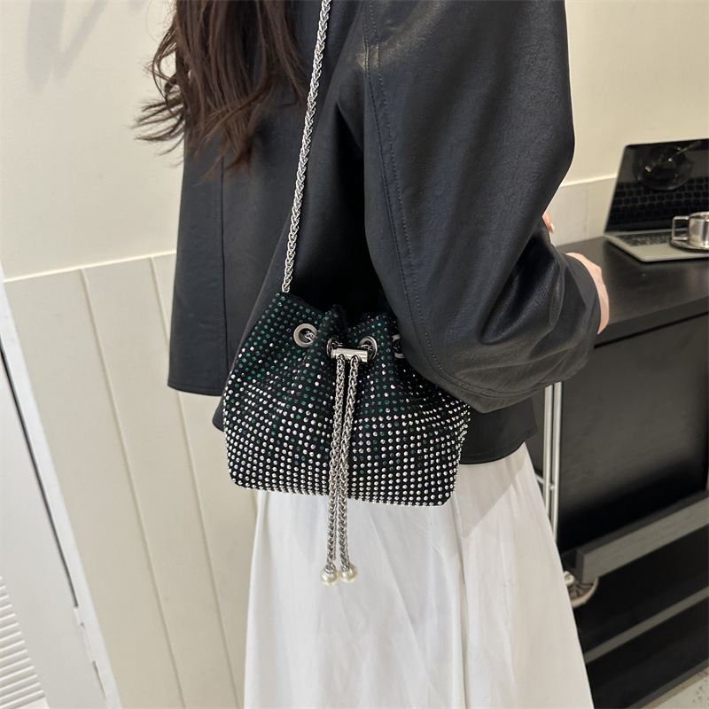 New Light Diamond Shoulder Crossbody Bag - Image 8