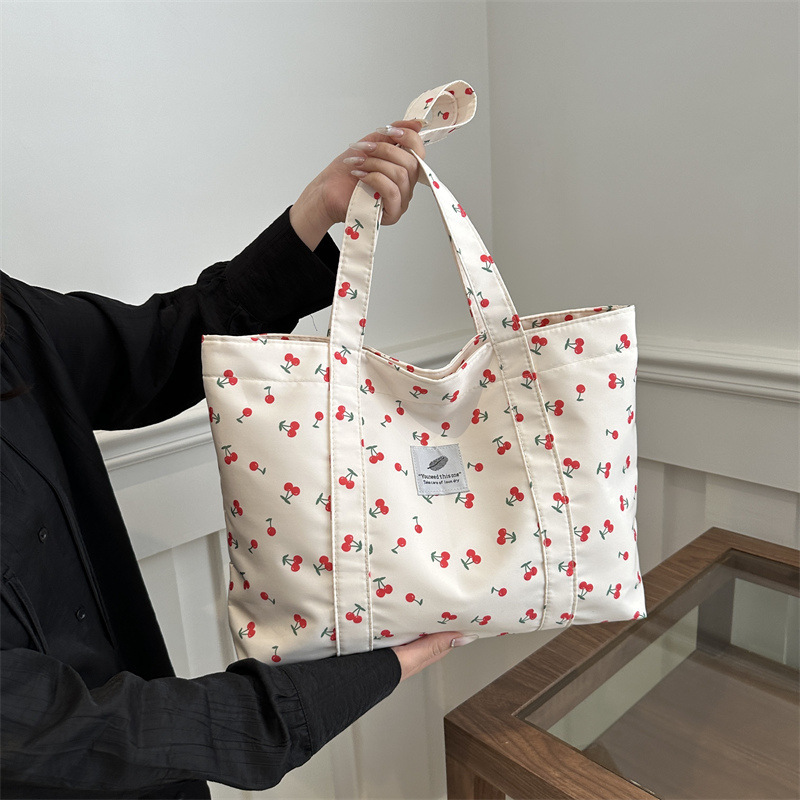 Large Capacity Floral Nylon Shoulder Bag - Image 4